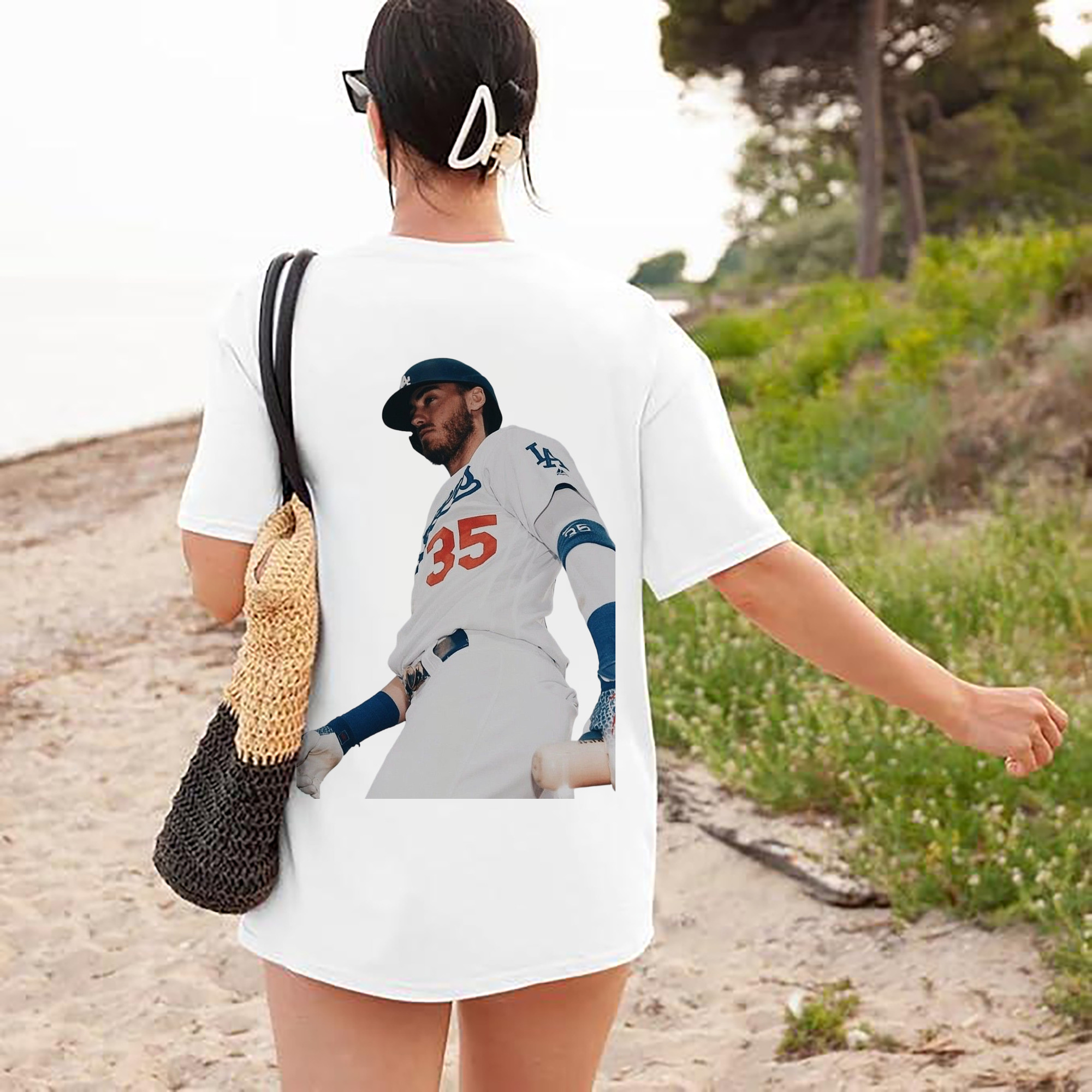  180g Combed Cotton T-Shirt With Back Heat Transfer Print – Soft, Lightweight, Fitted Design – Stylish Casual Wear For Sports & Everyday Use