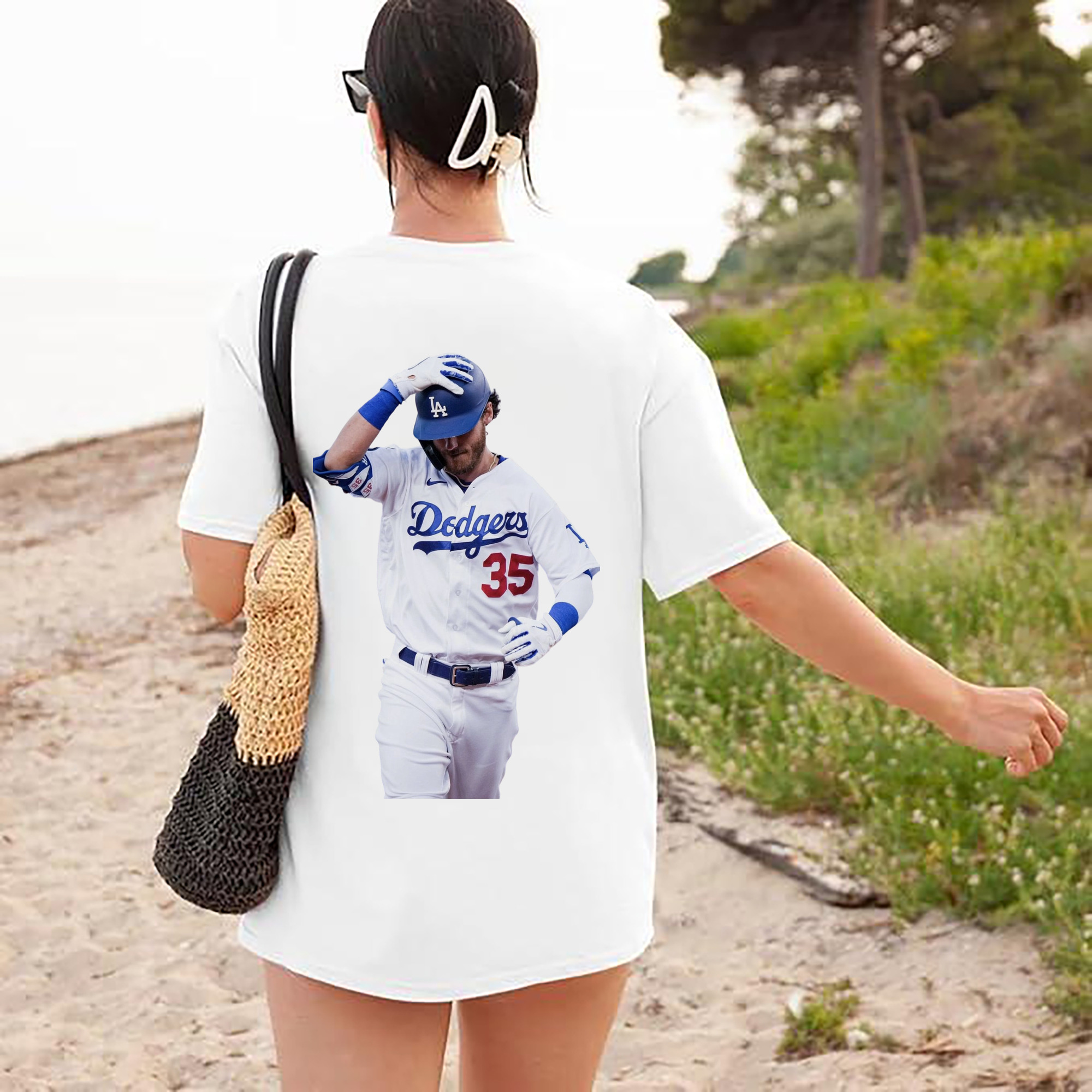  180g Combed Cotton T-Shirt With Back Heat Transfer Print – Soft, Lightweight, Fitted Design – Stylish Casual Wear For Sports & Everyday Use