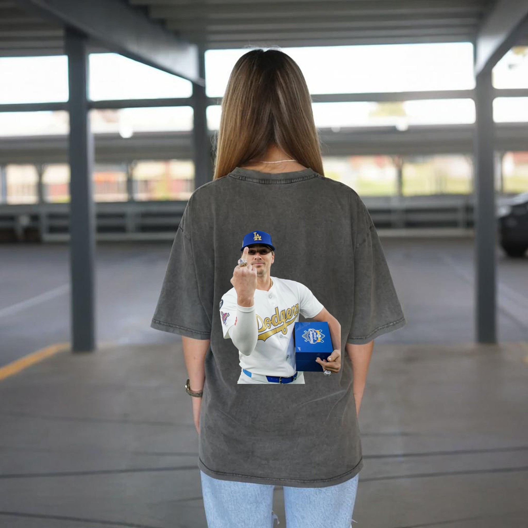  Washed Vintage 230g Cotton Oversized T-Shirt With Back Heat Transfer Print – Soft, Lightweight & Stylish – Comfortable Casual Wear For Sports & Everyday Use