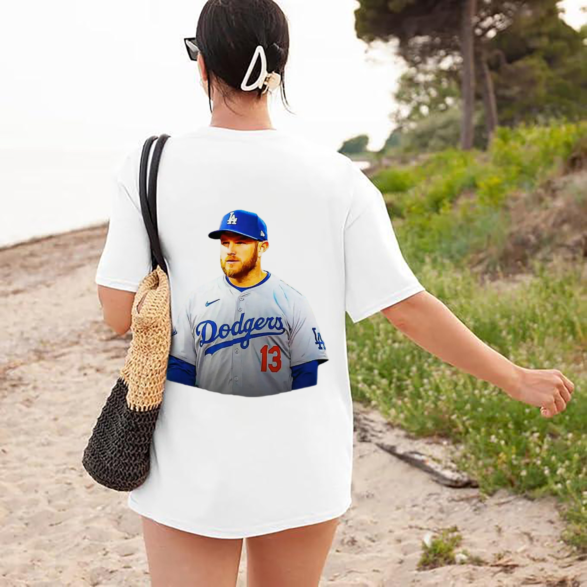  180g Combed Cotton T-Shirt With Back Heat Transfer Print – Soft, Lightweight, Fitted Design – Stylish Casual Wear For Sports & Everyday Use