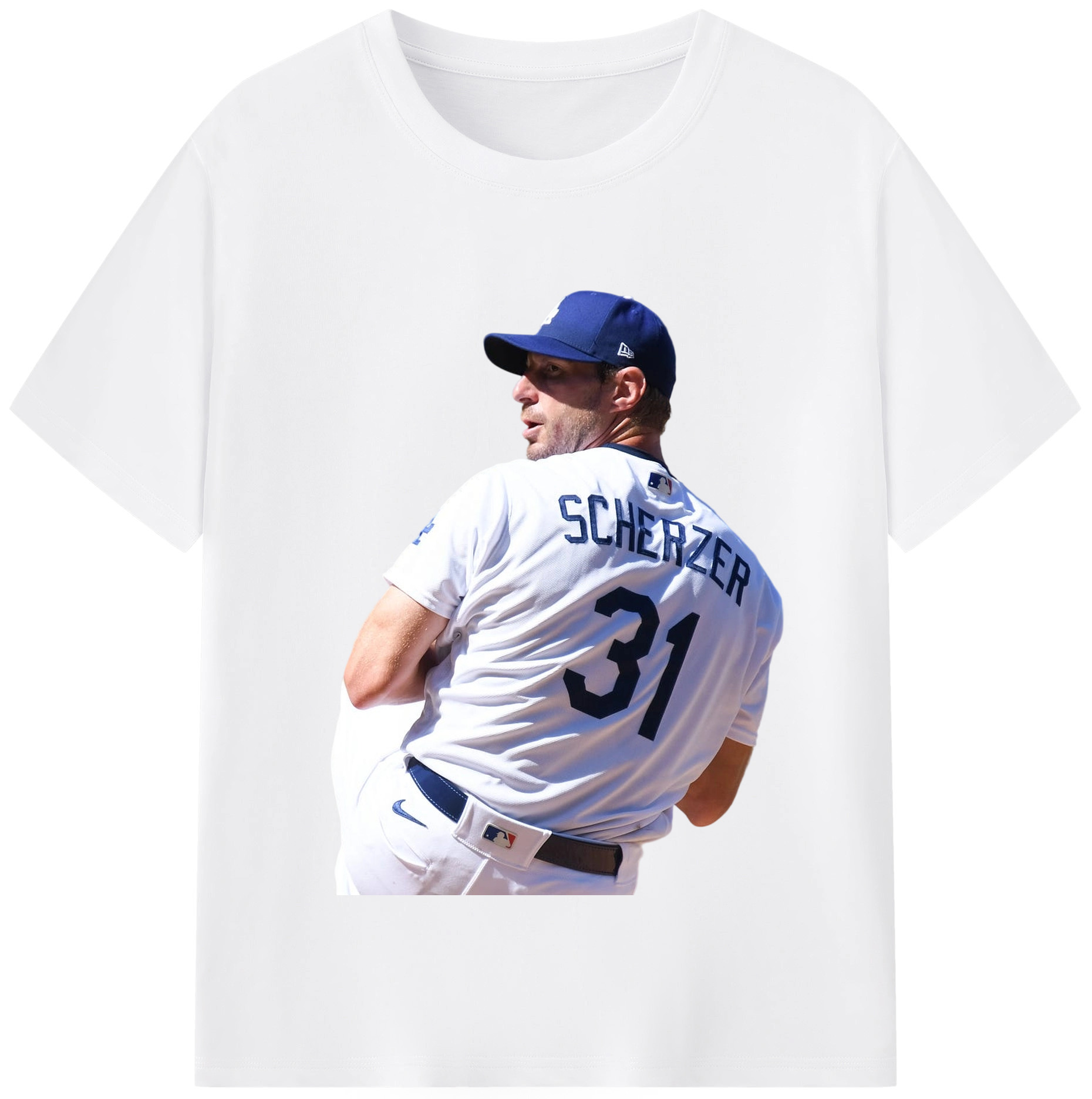  Combed Cotton T-Shirt 180g With Front Heat Transfer Print – Soft, Lightweight, Fitted Design – Stylish Casual Wear For Sports & Everyday Use