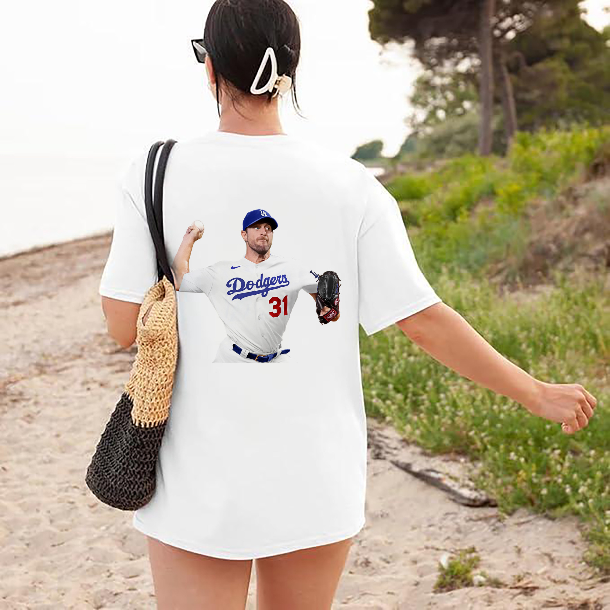  180g Combed Cotton T-Shirt With Back Heat Transfer Print – Soft, Lightweight, Fitted Design – Stylish Casual Wear For Sports & Everyday Use