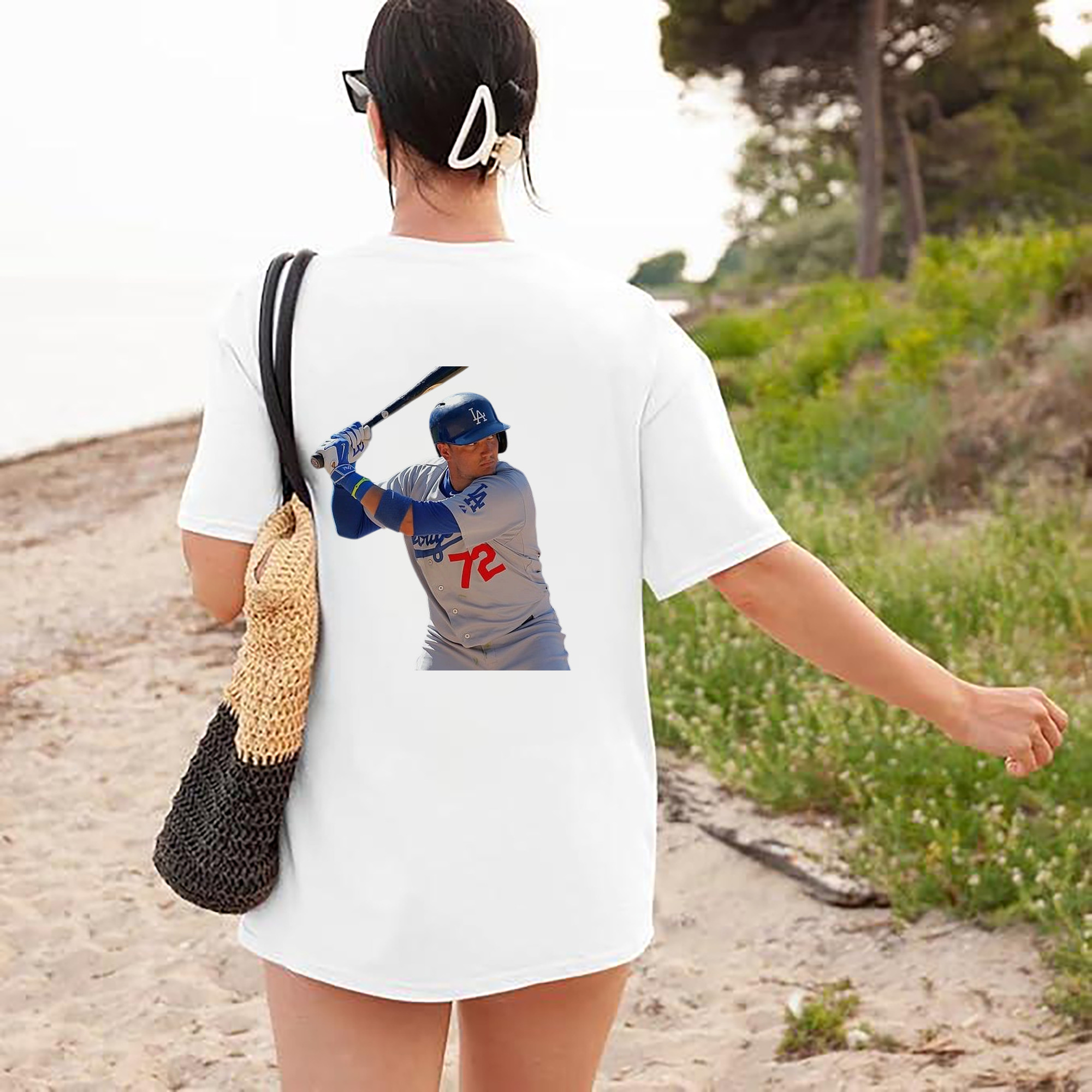  180g Combed Cotton T-Shirt With Back Heat Transfer Print – Soft, Lightweight, Fitted Design – Stylish Casual Wear For Sports & Everyday Use