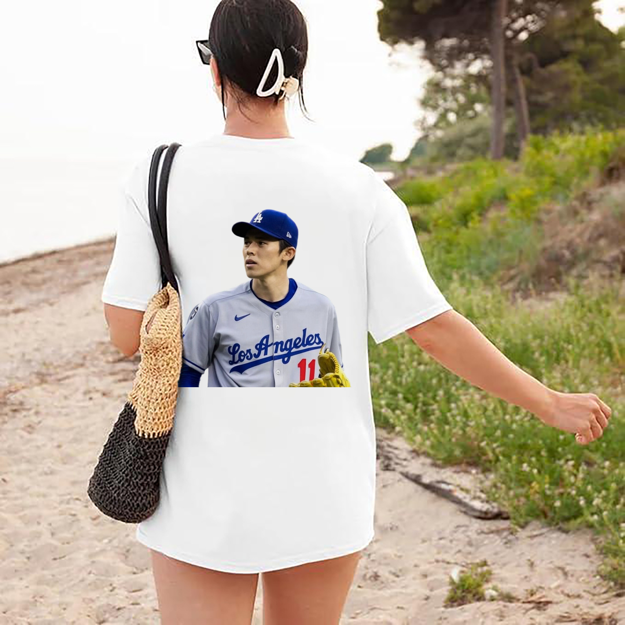  180g Combed Cotton T-Shirt With Back Heat Transfer Print – Soft, Lightweight, Fitted Design – Stylish Casual Wear For Sports & Everyday Use