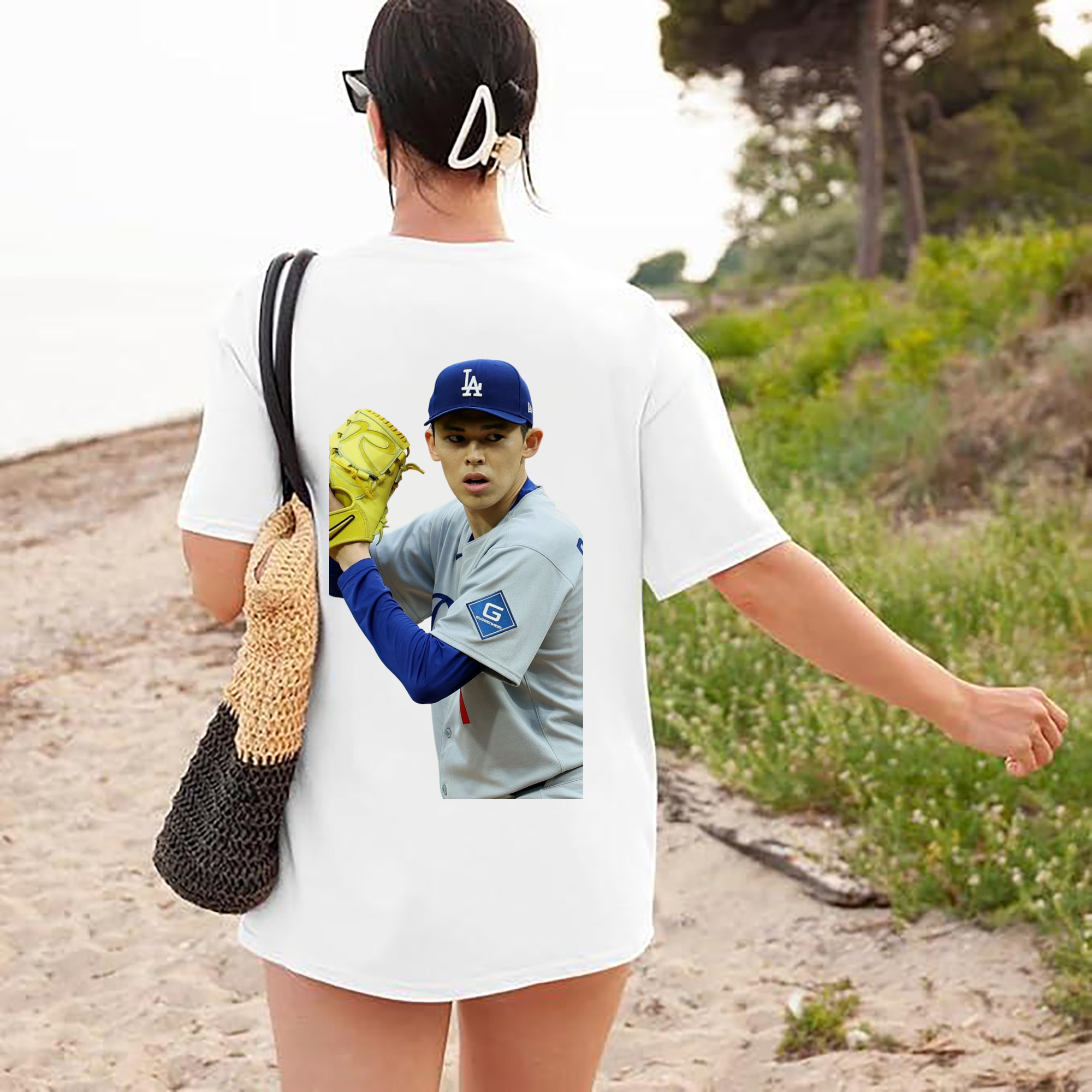  180g Combed Cotton T-Shirt With Back Heat Transfer Print – Soft, Lightweight, Fitted Design – Stylish Casual Wear For Sports & Everyday Use