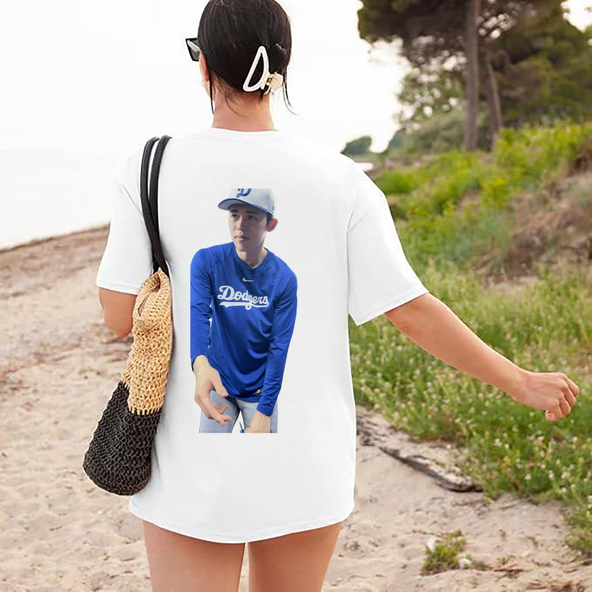  180g Combed Cotton T-Shirt With Back Heat Transfer Print – Soft, Lightweight, Fitted Design – Stylish Casual Wear For Sports & Everyday Use