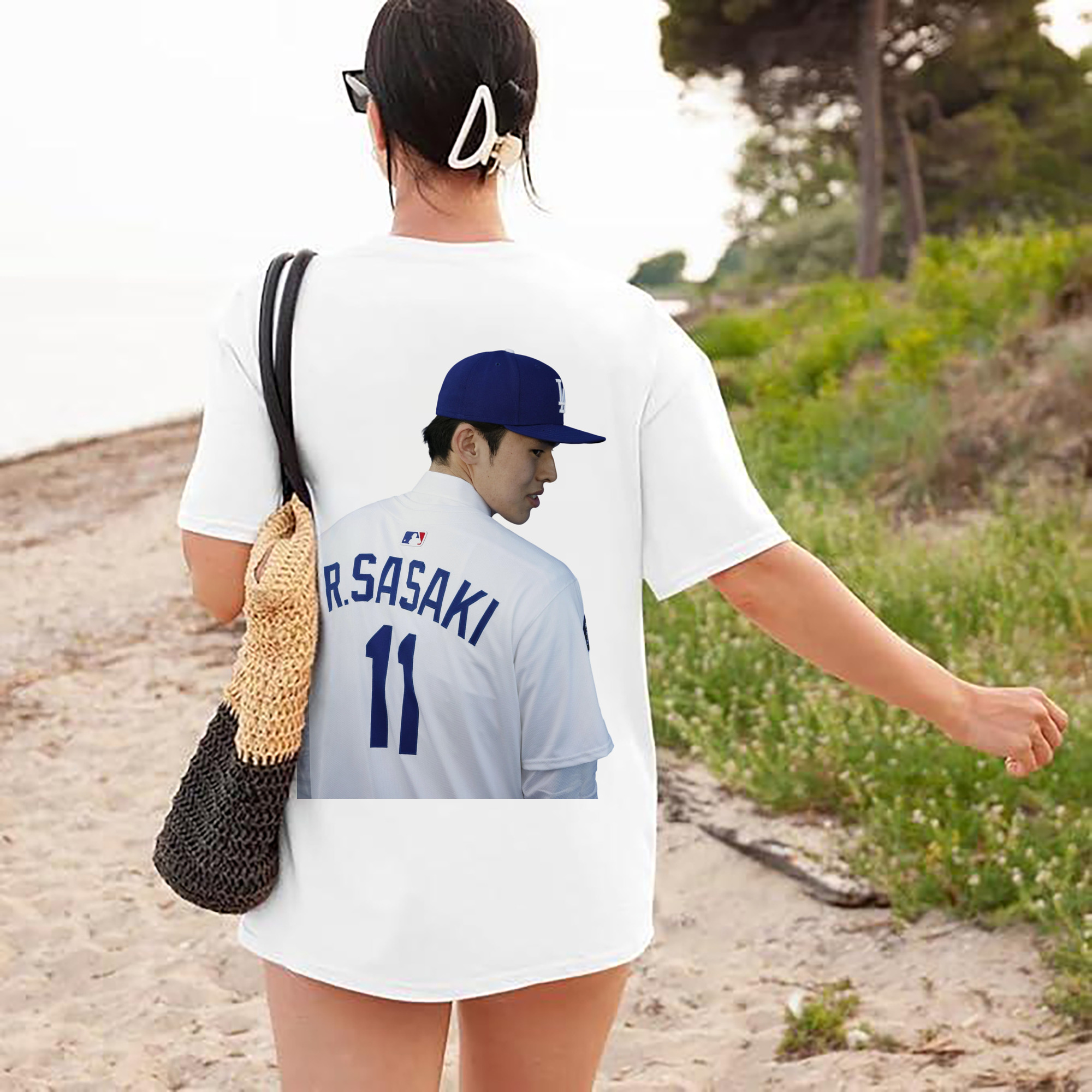  180g Combed Cotton T-Shirt With Back Heat Transfer Print – Soft, Lightweight, Fitted Design – Stylish Casual Wear For Sports & Everyday Use