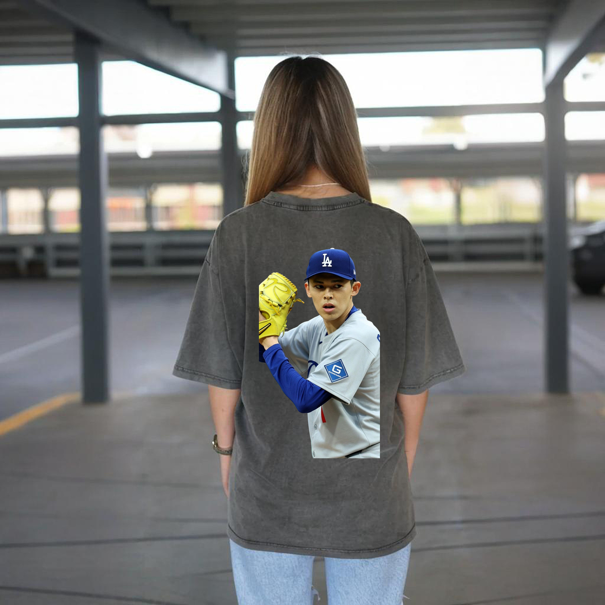  Washed Vintage 230g Cotton Oversized T-Shirt With Back Heat Transfer Print – Soft, Lightweight & Stylish – Comfortable Casual Wear For Sports & Everyday Use