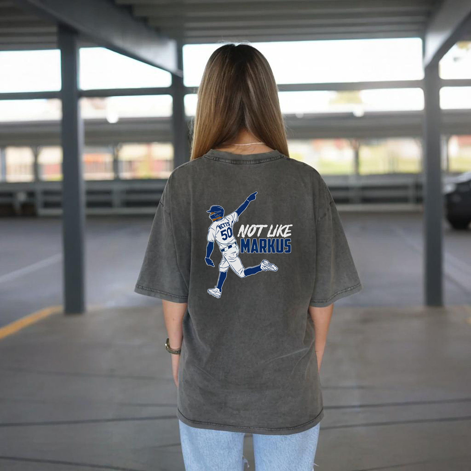  Washed Vintage 230g Cotton Oversized T-Shirt With Back Heat Transfer Print – Soft, Lightweight & Stylish – Comfortable Casual Wear For Sports & Everyday Use